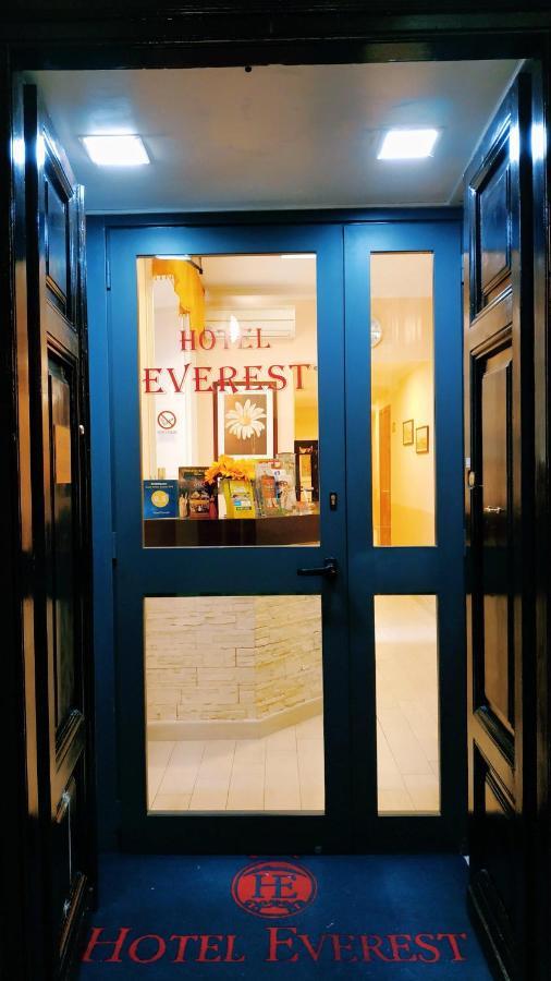 רומא Hotel Everest מראה חיצוני תמונה